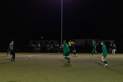 Foto des Albums: Ladies vs. Lok EW