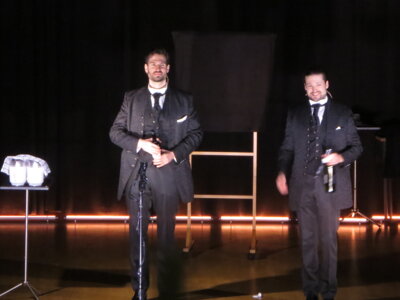 Foto des Albums: GOLDEN ACE: Magier Show