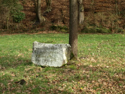 Brandesstein  (Bild vergr&ouml;&szlig;ern)