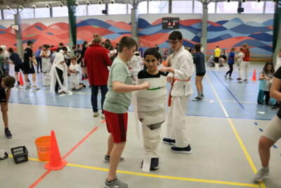 Foto des Albums: Sportfasching der 5. Klassen 2024