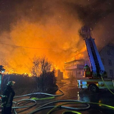 Foto des Albums: Brand 3 - Sägewerk brennt