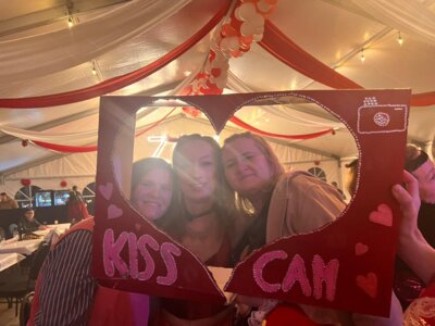 Foto des Albums: Kiss Cam Session 2023/24