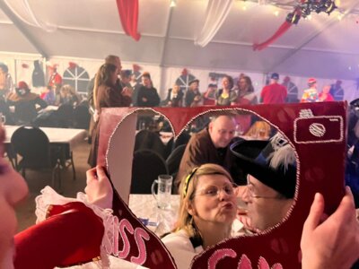 Foto des Albums: Kiss Cam Session 2023/24
