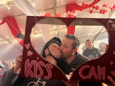 Foto des Albums: Kiss Cam Session 2023/24