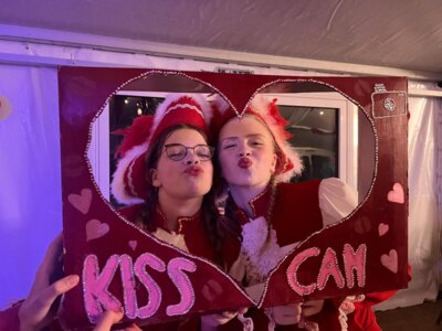 Foto des Albums: Kiss Cam Session 2023/24