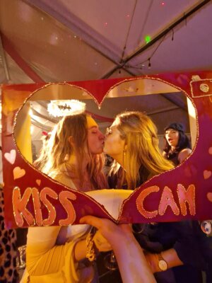 Foto des Albums: Kiss Cam Session 2023/24