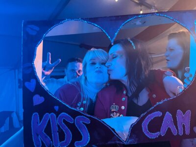 Foto des Albums: Kiss Cam Session 2023/24
