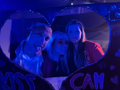 Foto des Albums: Kiss Cam Session 2023/24