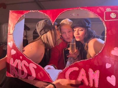 Foto des Albums: Kiss Cam Session 2023/24