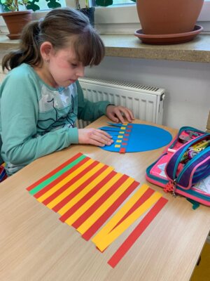 Foto des Albums: Wir basteln für Ostern Klasse 4a