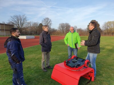 Foto des Albums: TSV Kirchdorf bekommt einen neuen Rasenroboter - DSEE unterstützt Projekte in der südlichen Region Hannovers! (29. 02. 2024)