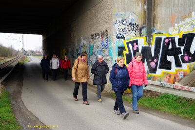 Unter der A2  (Bild vergr&ouml;&szlig;ern)