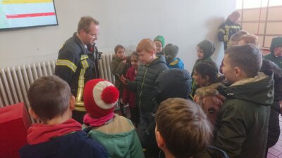 Foto des Albums: Besuch bei der Feuerwehr (09. 03. 2024)