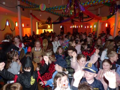 Foto des Albums: Närrisches Treiben am 18. Januar 2024 im Rathaus-Saal