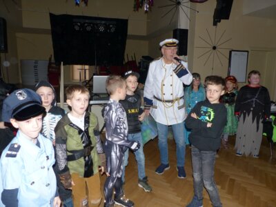 Foto des Albums: Närrisches Treiben am 18. Januar 2024 im Rathaus-Saal