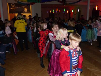 Foto des Albums: Närrisches Treiben am 18. Januar 2024 im Rathaus-Saal