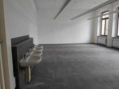 Foto des Albums: Frisch renoviert - unser Kunstzimmer
