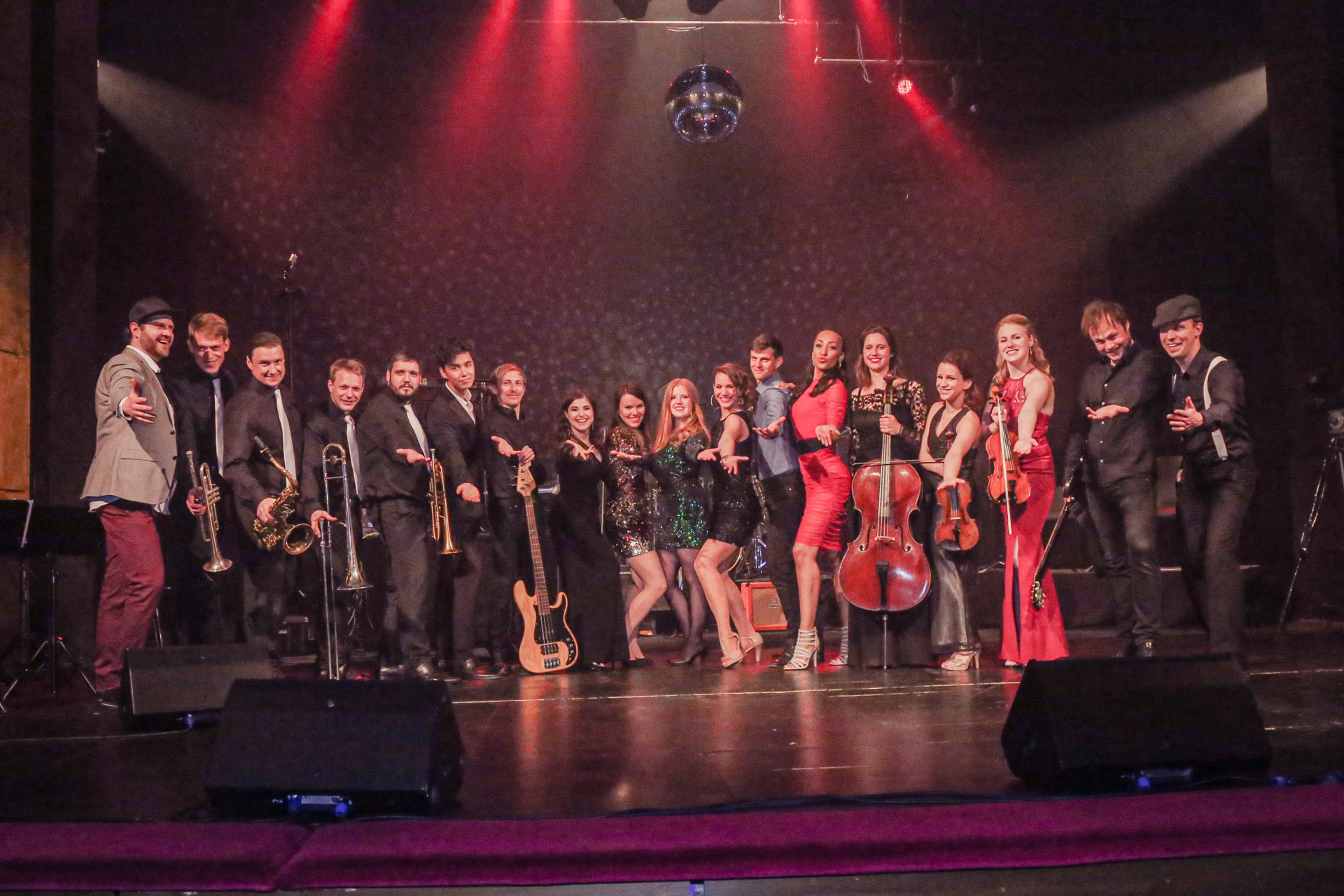Bild: TONI GUTEWORT and his DanceOrchestra