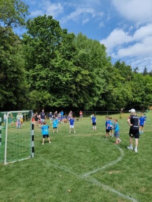 Vorschaubild: Minispielfest23 auf der Wiese