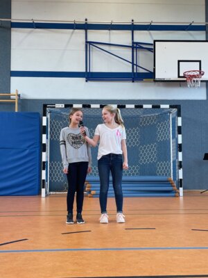 Klasse 5b  (Bild vergr&ouml;&szlig;ern)