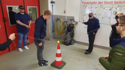 Foto des Albums: Kommunikation im Einsatzdienst