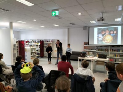 Foto des Albums: Klasse 3 zur Autorenlesung in der Stadtbücherei Mengen