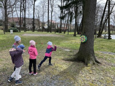 Foto des Albums: Osterwanderung ins Grüne - Klasse 1