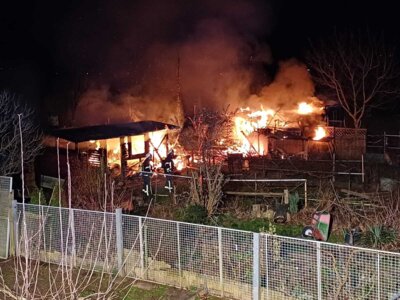 Foto des Albums: Gartenhüttenbrand 