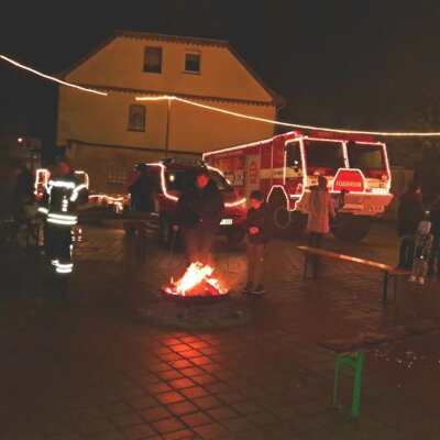 Foto des Albums: Weihnachtszauber der Feuerwehren der Stadt Perleberg am 08.12.2023
