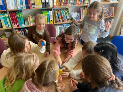 Foto des Albums: Jungen- / Mädchenstunde_Freundschaft