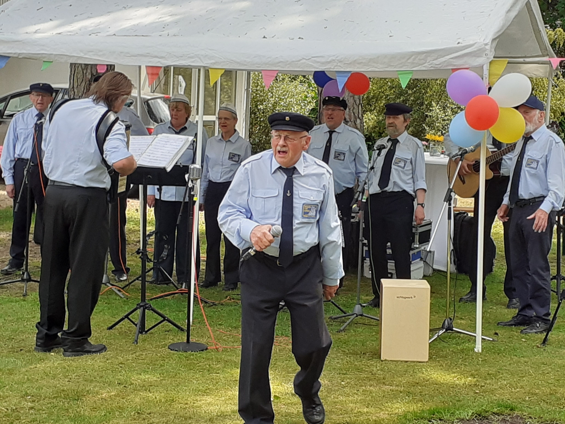 Bild: Von mir aus auch zur Insel Niemandsland!