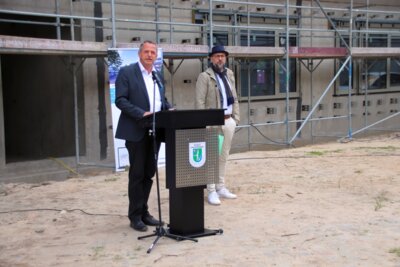 Foto des Albums: Richtfest für  das neue Verwaltungsgebäude