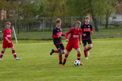 Foto des Albums: B-Junioren in Falkenthal zu Gast