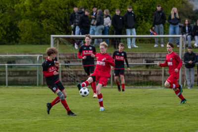 Foto des Albums: B-Junioren in Falkenthal zu Gast