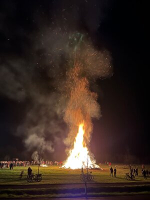 Foto des Albums: Osterfeuer 2024