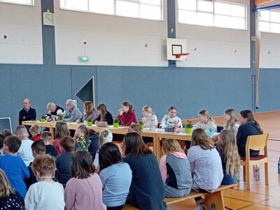 Foto des Albums: Schullesewettbewerb Klassen 2 und 3 am 17.04.2024