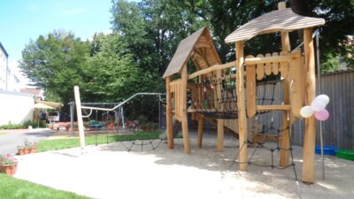 F&uuml;r das Gartenfest ist alles vorbereitet!  (Bild vergr&ouml;&szlig;ern)