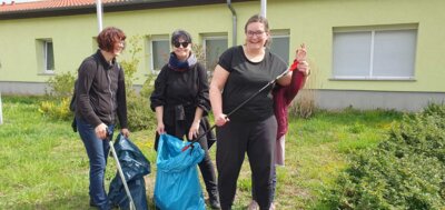 Foto des Albums: Frühjahrsputz der AG Wildblume am 13. April (15. 04. 2024)