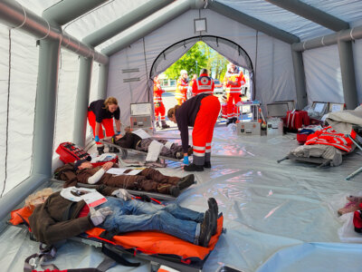Foto des Albums: Stadtausbildungstag mit zwei Einsatz-Szenarien gemeistert