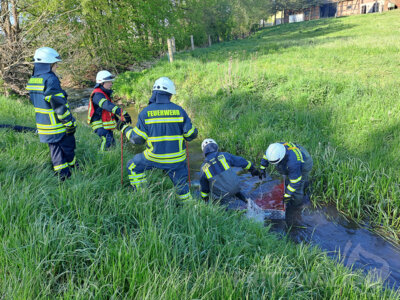 Foto des Albums: Stadtausbildungstag mit zwei Einsatz-Szenarien gemeistert