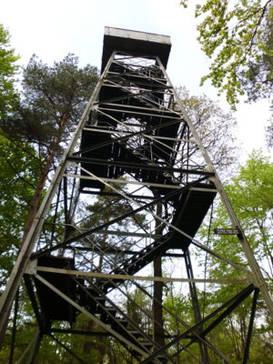 Kabusturm  (Bild vergr&ouml;&szlig;ern)