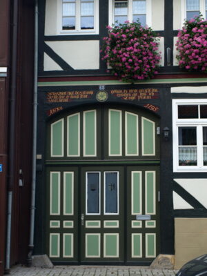 Foto des Albums: Griesberg, Gipfelkreuz und Fachwerkhäuser