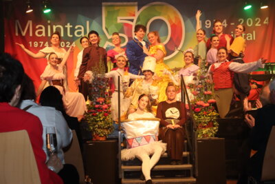 Ein Gruppenbild zum Abschluss.  (Bild vergr&ouml;&szlig;ern)