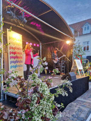 Foto des Albums: Sonniges Frühlingserwachen lockte Hunderte in die Innenstadt