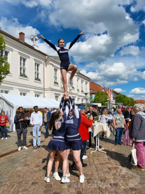 Foto des Albums: Sonniges Frühlingserwachen lockte Hunderte in die Innenstadt