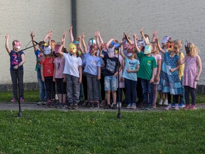 Foto des Albums: Tanz & Gesang rund um den Maibaum