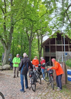 Foto des Albums: Anradeln auf der Oberbarnimer Feldsteinroute (05. 05. 2024)