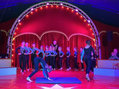 Foto des Albums: Zirkusprojekt mit dem Zirkus Fellini