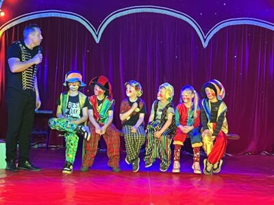 Foto des Albums: Zirkusprojekt mit dem Zirkus Fellini