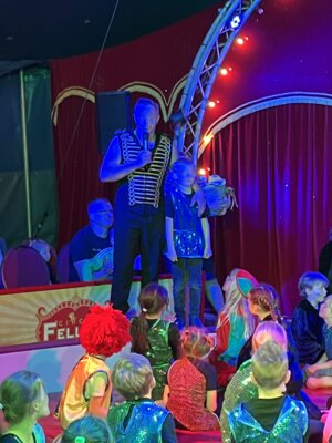 Foto des Albums: Zirkusprojekt mit dem Zirkus Fellini